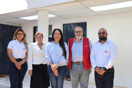 ISDEMU con el apoyo de la Cooperación Española inauguraron consultorios amigables para adolescentes en Salcoatitán.