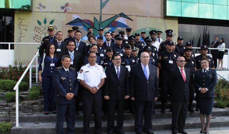 La Policía centroamericana se forma para combatir el crimen organizado