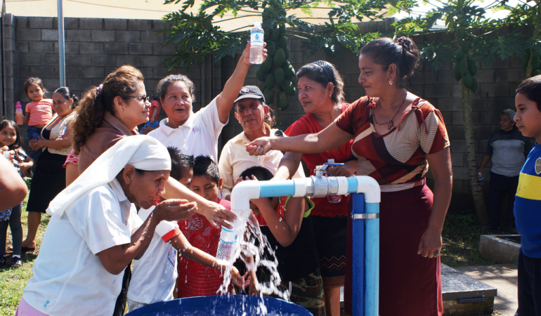Más de 4.000 personas con agua potable en cuatro comunidades de Izalco