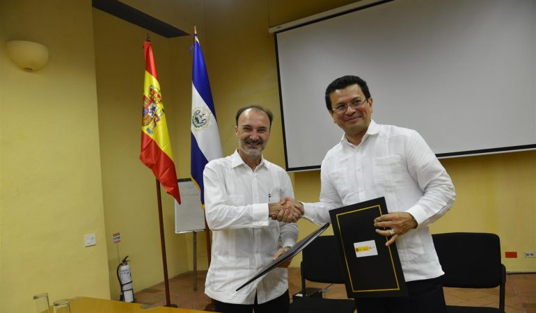 El Salvador y España firman el nuevo marco de cooperación para el periodo 2015-2019