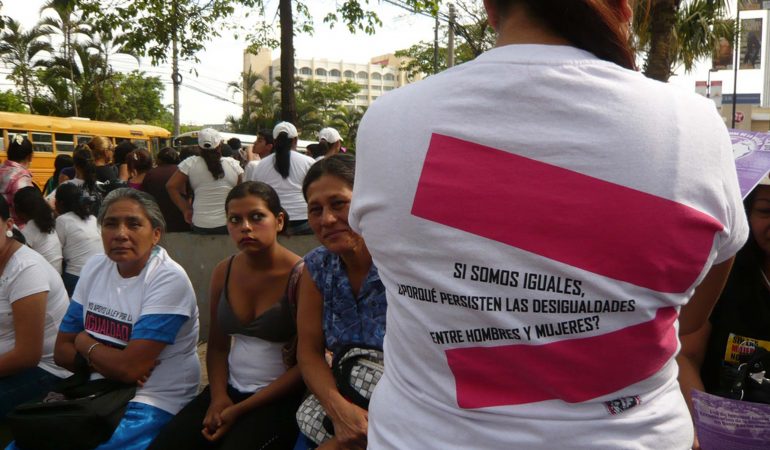 Impulso a Cooperación Triangular Perú – El Salvador en materia de feminicidio