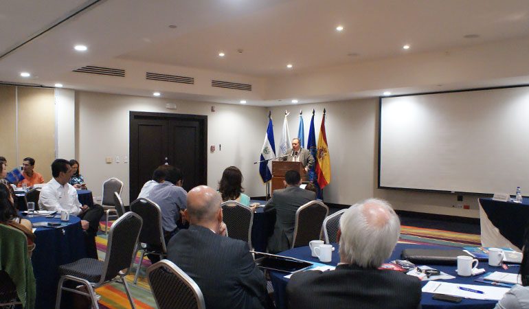 AECID brinda importante apoyo al “Modelo de Salud Urbana en El Salvador”