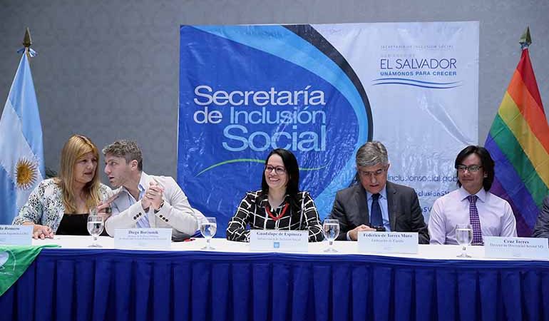 España apoya activamente el respeto, promoción y garantía de los derechos del colectivo LGBTI en El Salvador.