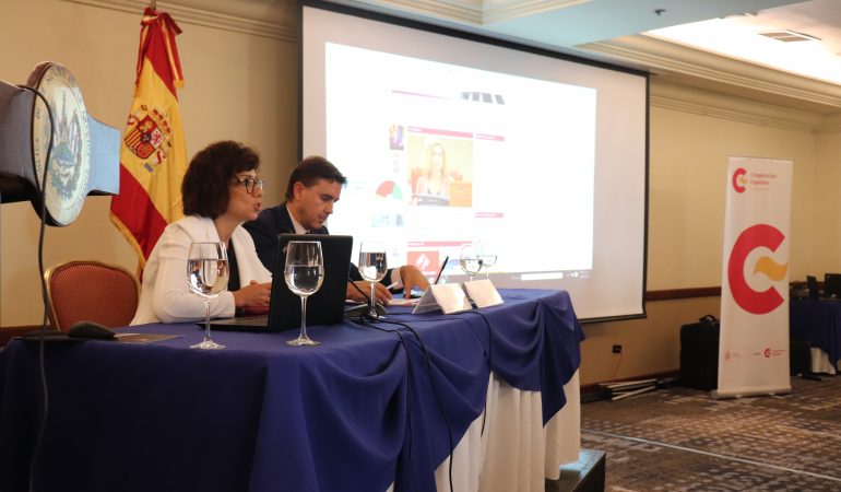 Letrados de las Cortes Españolas asesoran a la Asamblea Legislativa para elaboración del PEI